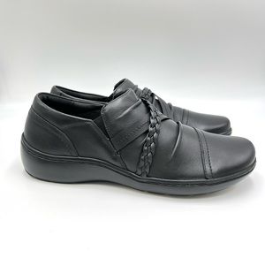 Clarks Womens Size 9.5 Cora Braidshoe Black Leather Comfort Loafers‎ Shoes NEW